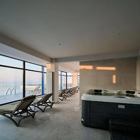 Aqua Infinity- Pool & * Năvodari