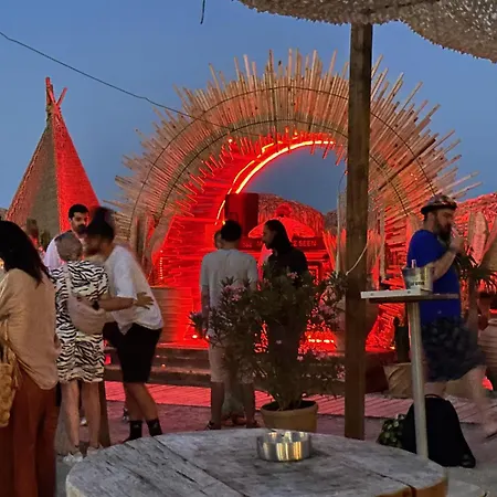 Aqua Infinity- Pool & アパート